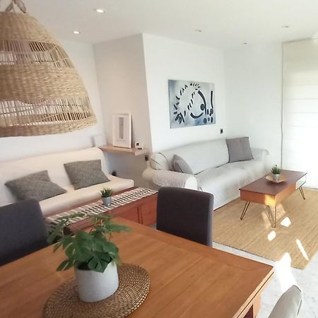 Bright Apartment Near The Beach And Barcelona By Train ماسنو المظهر الخارجي الصورة