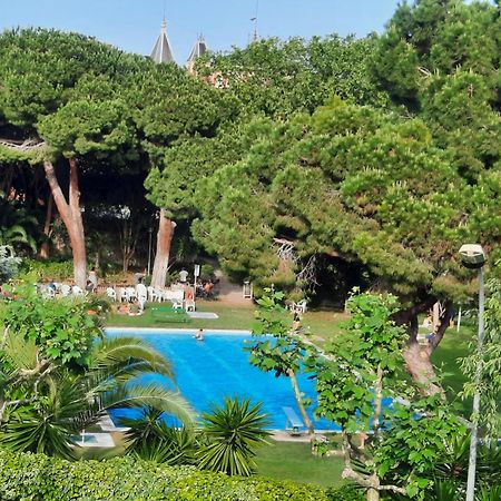 Bright Apartment Near The Beach And Barcelona By Train ماسنو المظهر الخارجي الصورة